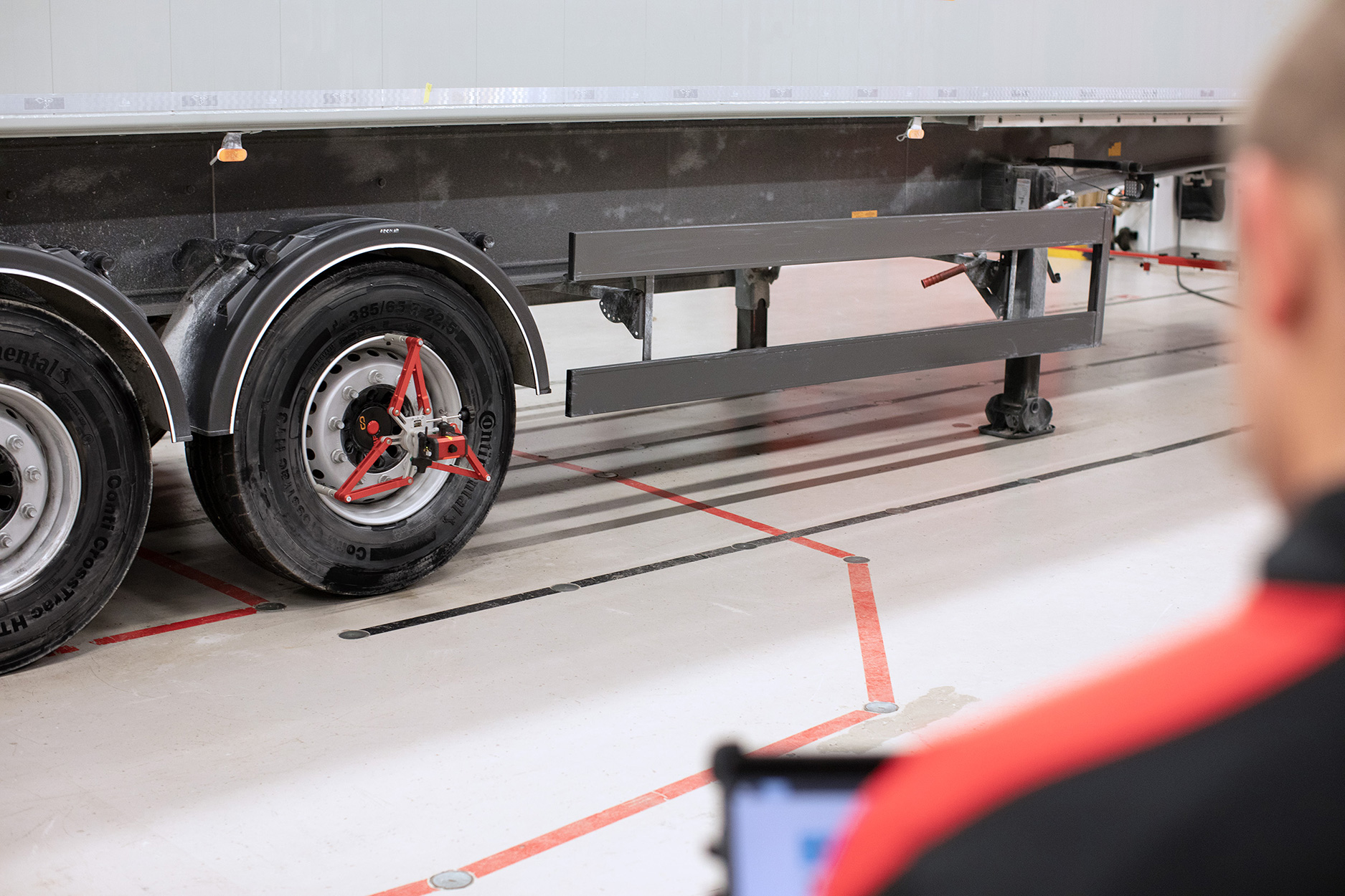A trailer with Josam Cam-Aligners attached
