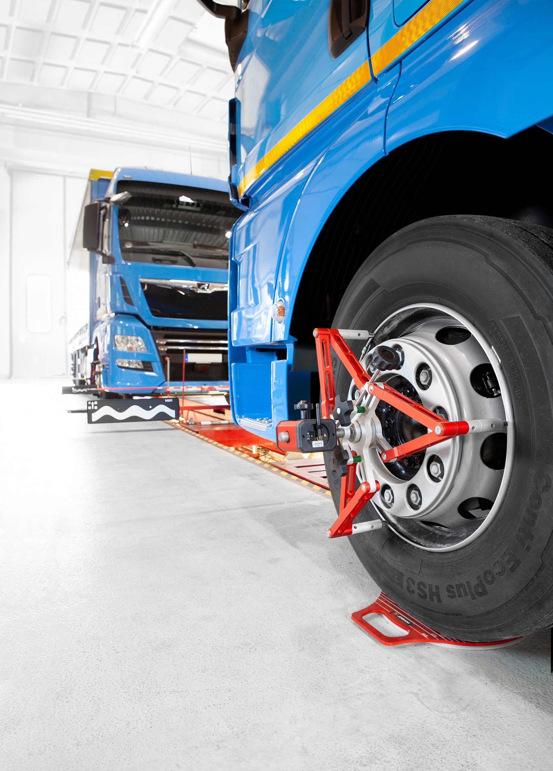 Trucks with Josam Cam-Aligners attached